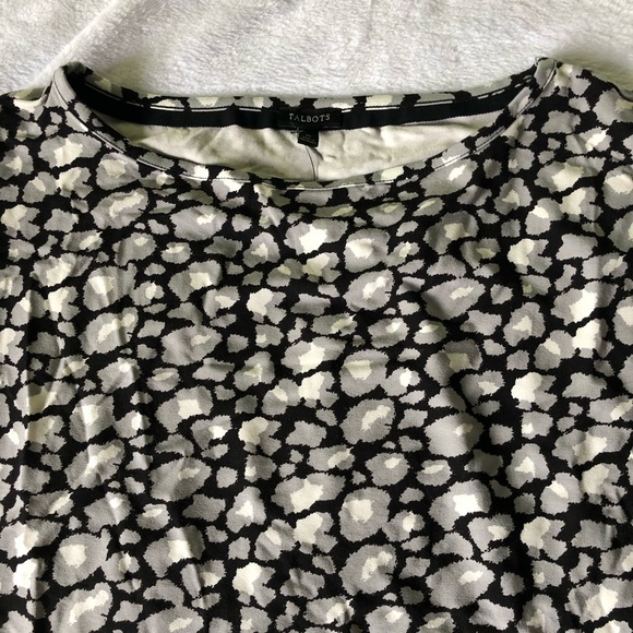 TALBOTS T-shirt. - Picture 3 of 4